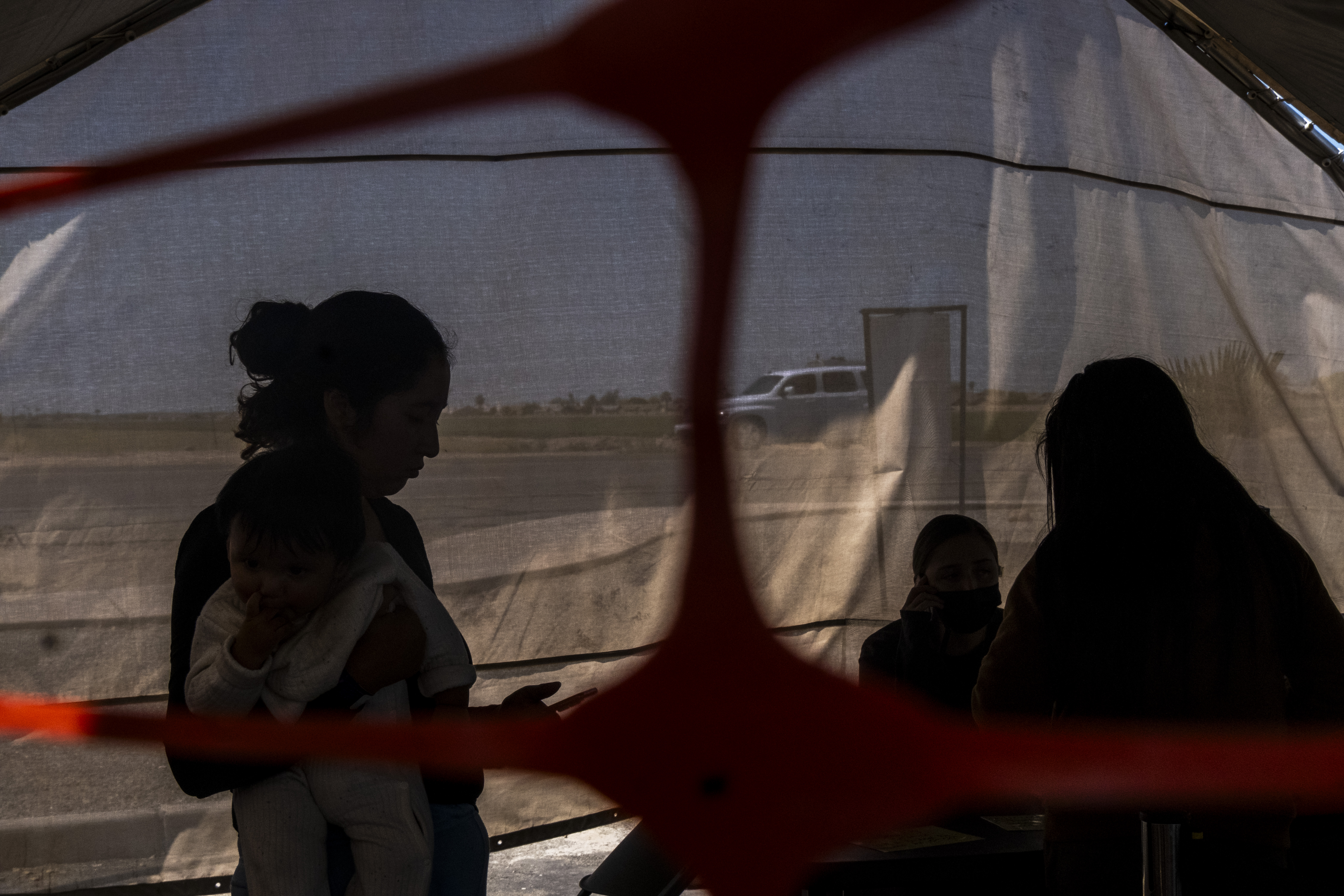 Migrant Messages
